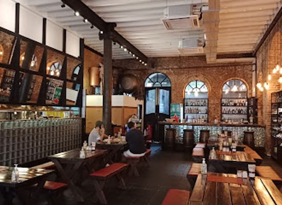 myanmar-burma/dry-zone/restaurant/omnivore-by-sharky-s