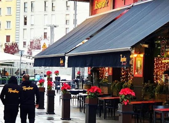spain/madrid/sol/restaurant/topolino-garden