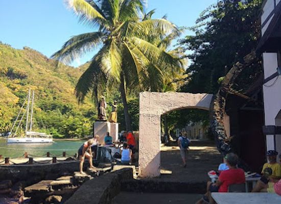 saint-vincent-and-the-grenadines/saint-patrick/restaurant/wallilabou-anchorage
