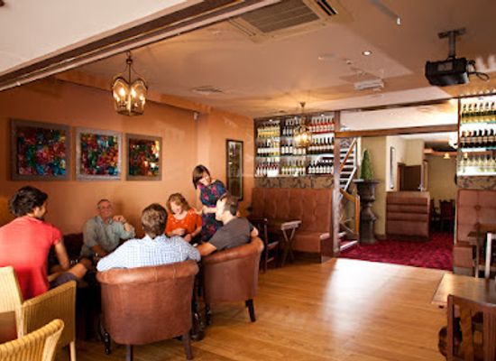 jersey/saint-helier/restaurant/the-halkett-pub-dining