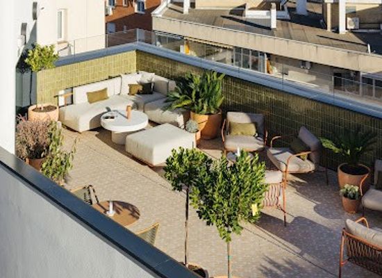 spain/madrid/retiro/restaurant/atipico-madrid