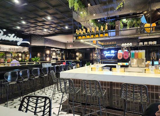 massachusetts/western-massachusetts/restaurant/the-place-2-be