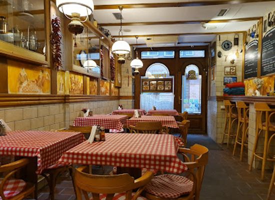 hungary/central-hungary/restaurant/kisharang-etkezde