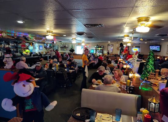 iowa/waterloo/restaurant/steamboat-gardens