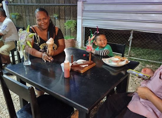 belize/corozal-town/restaurant/lucky-angel