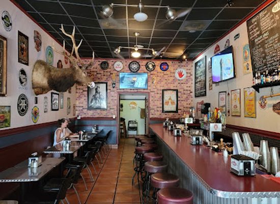 florida/everglades/restaurant/meat-eatery-and-taproom