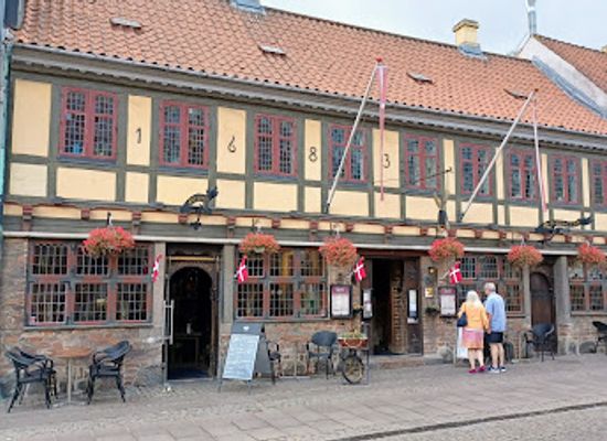 denmark/funen/restaurant/den-gamle-kro-a-s