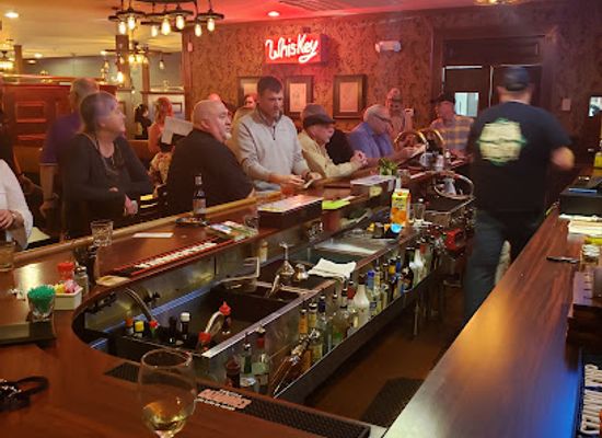 california/central-valley/restaurant/green-barn-whiskey-kitchen