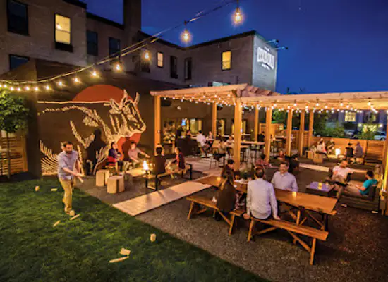 wisconsin/kickapoo-valley/restaurant/the-lakely