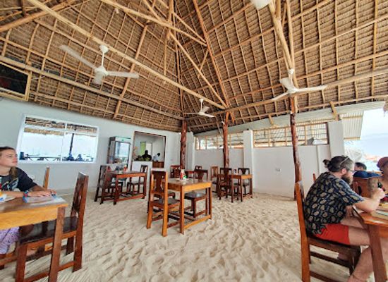 tanzania/zanzibar-city/nungwi/restaurant/fish-market-local-restaurant