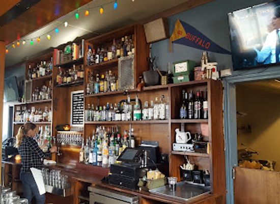 new-york/buffalo/restaurant/ballyhoo