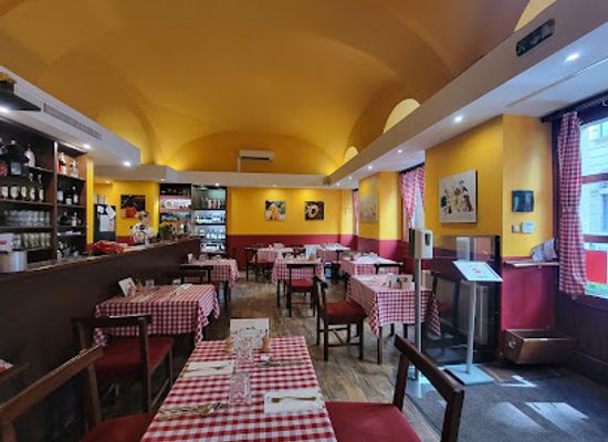hungary/cserehat/restaurant/hungarikum-bisztro