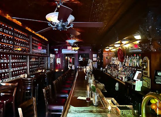 maryland/baltimore/fells-point/restaurant/one-eyed-mike-s