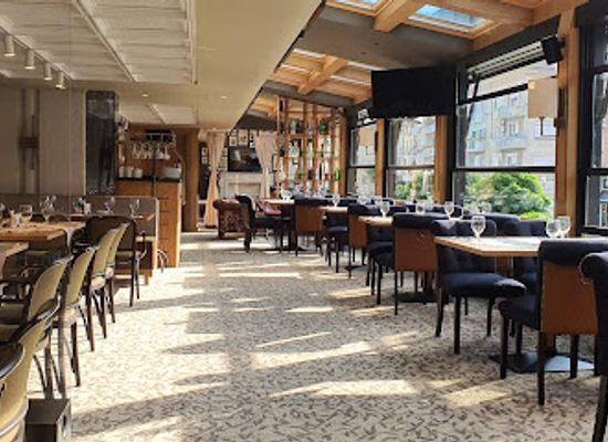 bulgaria/varna/primorski/restaurant/stariya-chinar-cherno-more