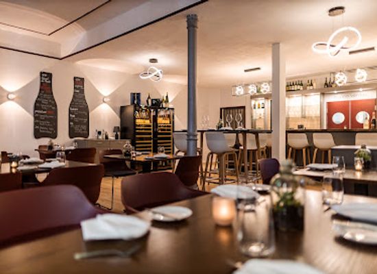 germany/baden/restaurant/heine-s-wine-dine