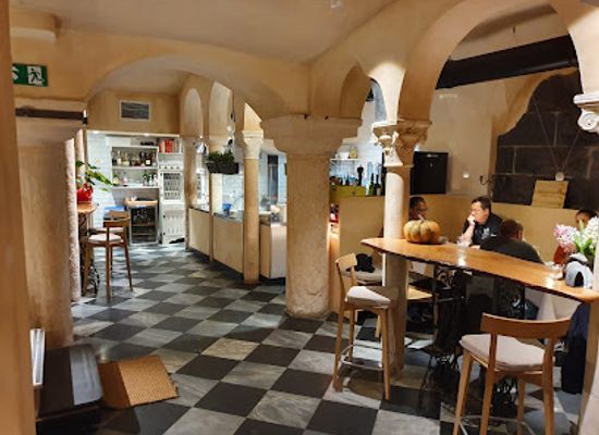 italy/italian-riviera/restaurant/osteria-le-colonne