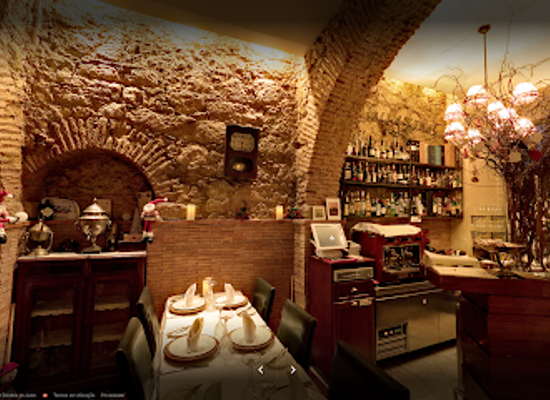 portugal/lisbon/bairro-alto/restaurant/as-salgadeiras