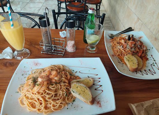 costa-rica/manuel-antonio/restaurant/restorante-l-angolo-gastronomia-italian-deli
