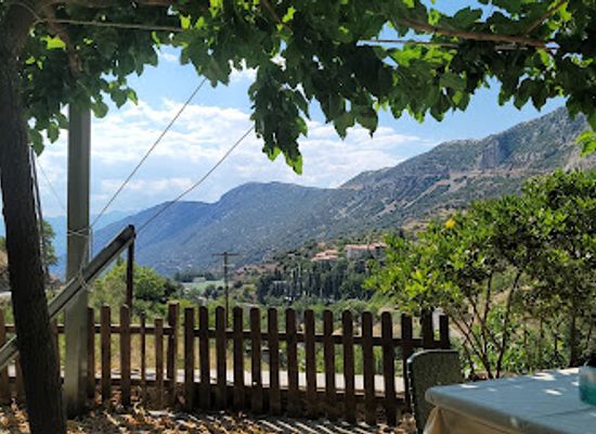 greece/mount-parnassus/restaurant/kaplanis-taverna