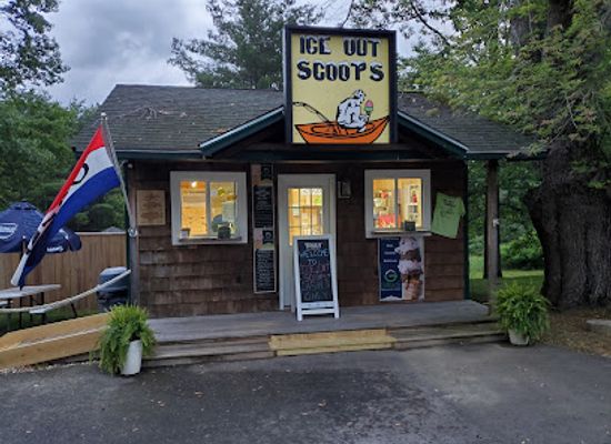 new-hampshire/lakes-region/restaurant/the-bob-house-and-the-reel-n-tavern