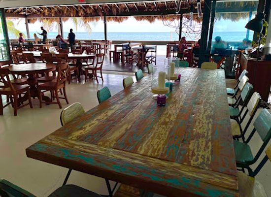 the-bahamas/freeport/restaurant/the-stoned-crab-restaurant