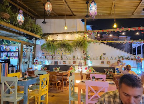 colombia/cartagena/getsemani/restaurant/a-los-chingadazos