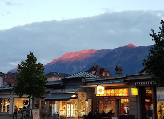 switzerland/interlaken/restaurant/kashmir