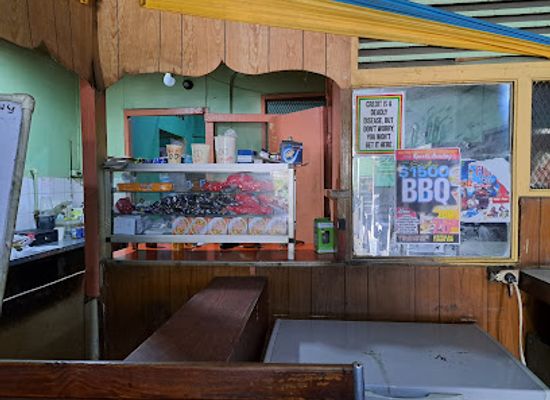 jamaica/morant-bay-area/restaurant/robbie-s-restaurant