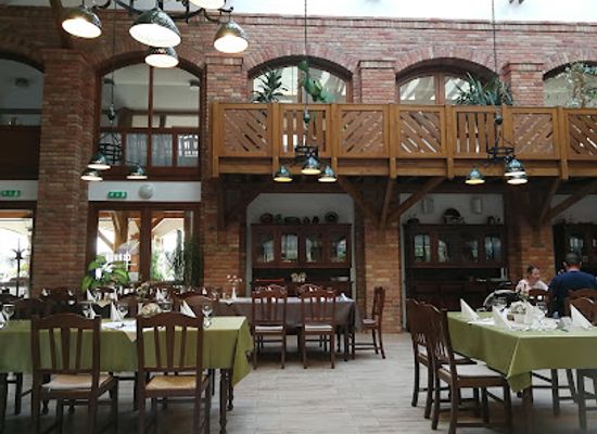 hungary/southern-transdanubia/restaurant/zselicvolgy-szabadidofarm-hajmas