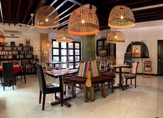 laos/vientiane/restaurant/cage-du-coq-restaurant