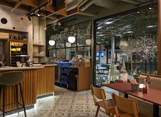 norway/tromso/restaurant/storhus