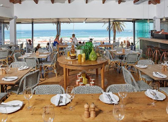 south-africa/cape-town/camps-bay/restaurant/mantra-cafe-cape-town