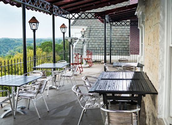 arkansas/eureka-springs/restaurant/skybar-gourmet-pizza