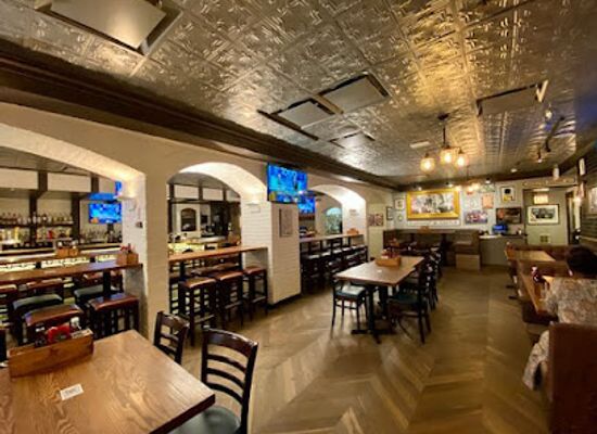 illinois/chicago/restaurant/elephant-castle
