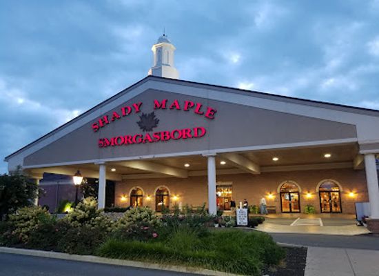 pennsylvania/dutch-country/restaurant/shady-maple-smorgasbord