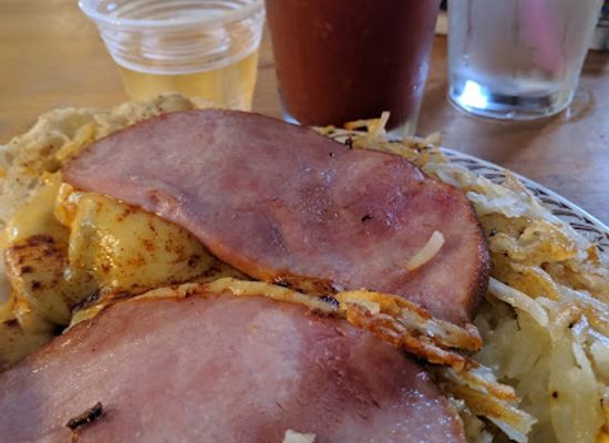 wisconsin/northwoods/restaurant/indian-creek-tavern