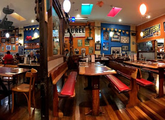 australia/cairns/restaurant/hog-s-breath-cafe-cairns
