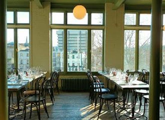 ireland/dublin/restaurant/the-winding-stair