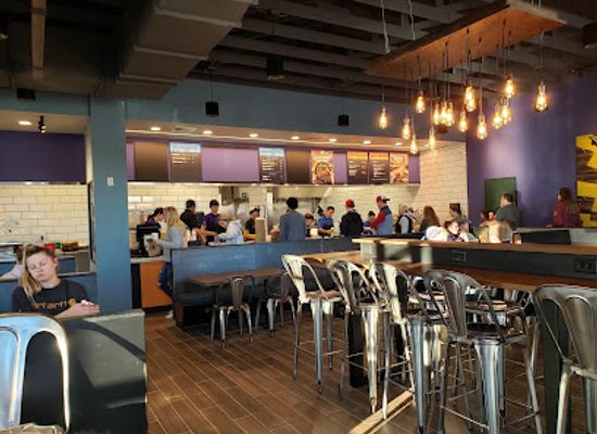 minnesota/winona/restaurant/qdoba-mexican-eats