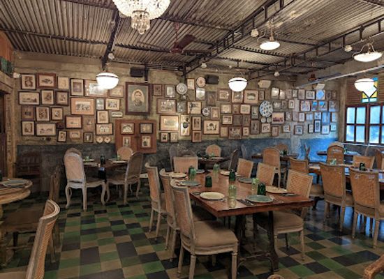 india/mumbai/bandra/restaurant/pali-bhavan