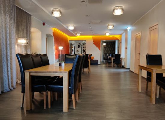 estonia/rapla-county/restaurant/hollivuud
