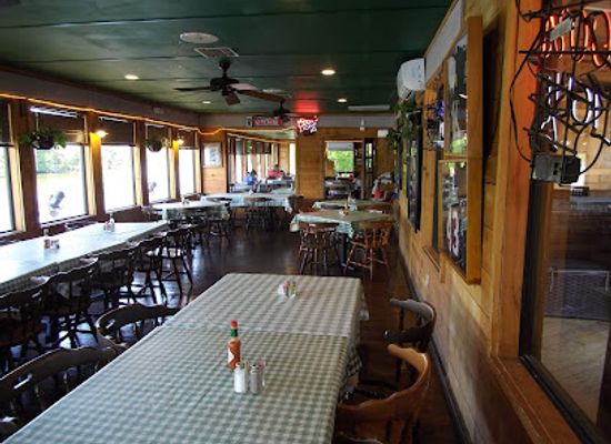 louisiana/river-parishes/restaurant/waterfront-grill