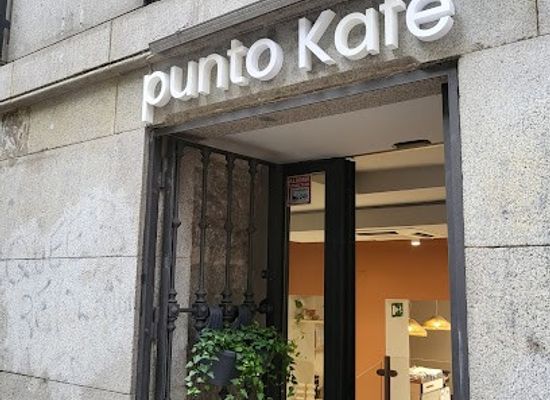 spain/madrid/restaurant/punto-kafe-cafeteria-de-especialidad