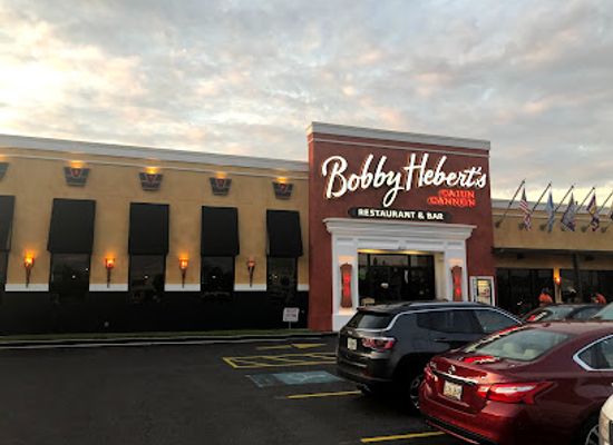 louisiana/chenier-plain/restaurant/bobby-hebert-s-cajun-cannon