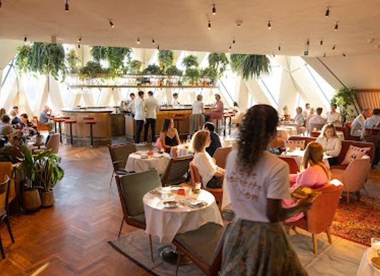 austria/vienna/mariahilf/restaurant/chez-bernard-restaurant-et-bar
