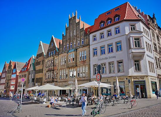 germany/munster/restaurant/beleg-bar-frisch-handgemacht-kostlich