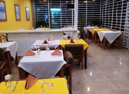 the-gambia/serrekunda/restaurant/kadimo-s-restaurant