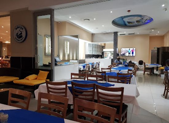 botswana/kalahari-desert/restaurant/adega-botswana