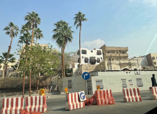 saudi-arabia/jeddah/al-balad/restaurant/rouss-mndy-baashn