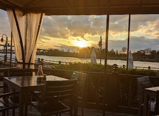 north-carolina/cape-fear-coast/restaurant/elijah-s
